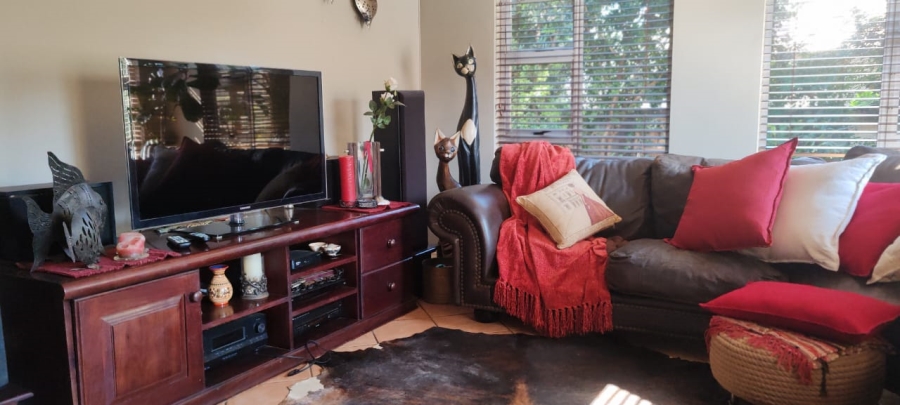 4 Bedroom Property for Sale in Melodie North West